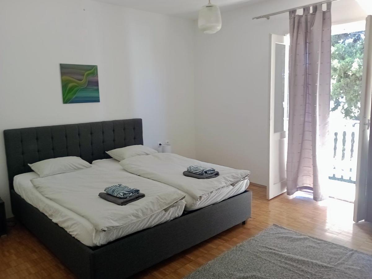 Apartment Brcic Biograd Na Moru Eksteriør billede