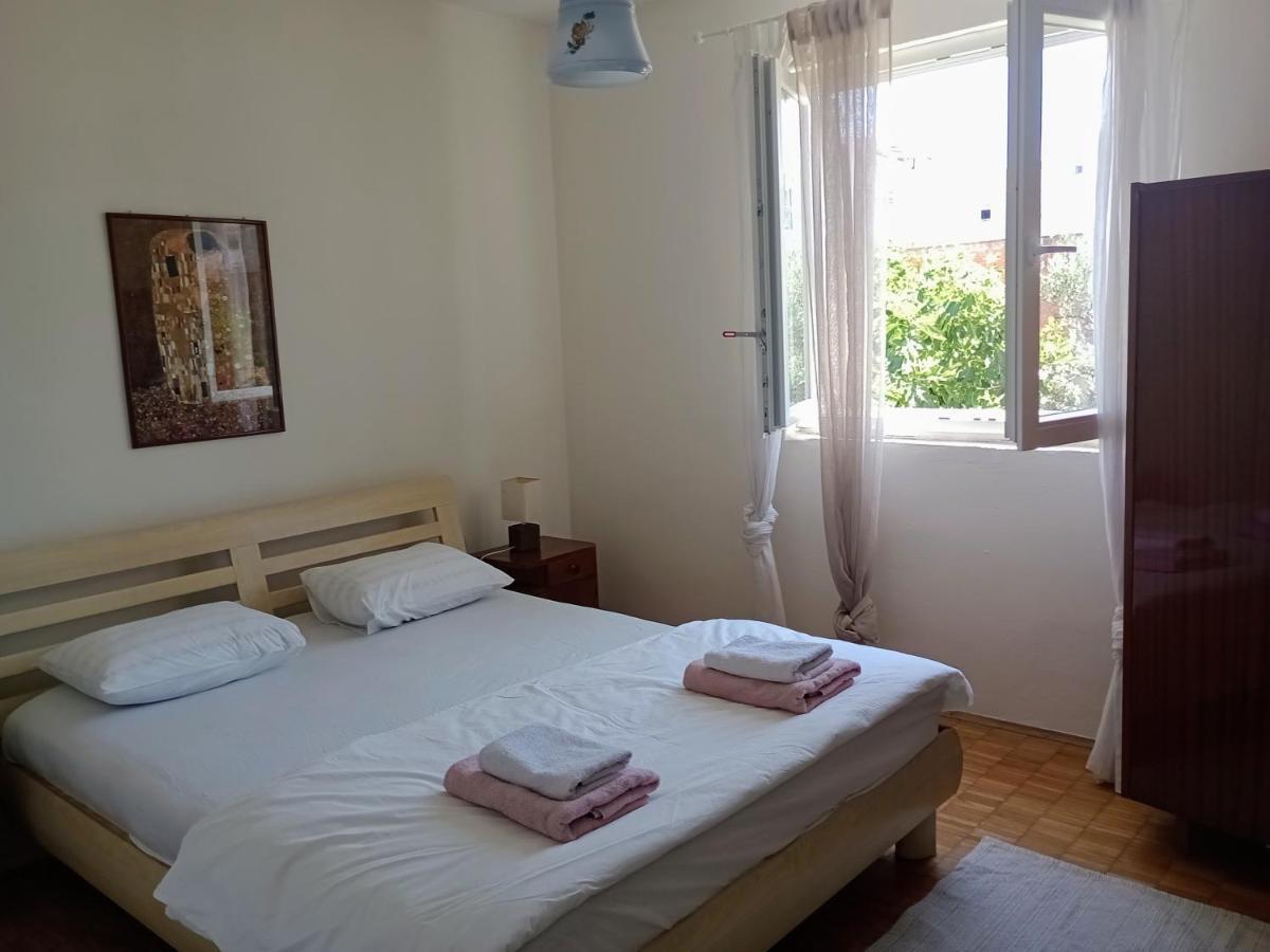 Apartment Brcic Biograd Na Moru Eksteriør billede